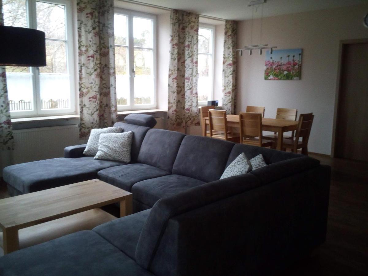 Ferienwohnung Kopold "Im Alten Schulhaus" Pottmes Εξωτερικό φωτογραφία